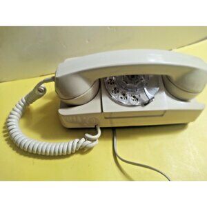 Vintage Princess rotary telephone 1960's Automatic Electric USA